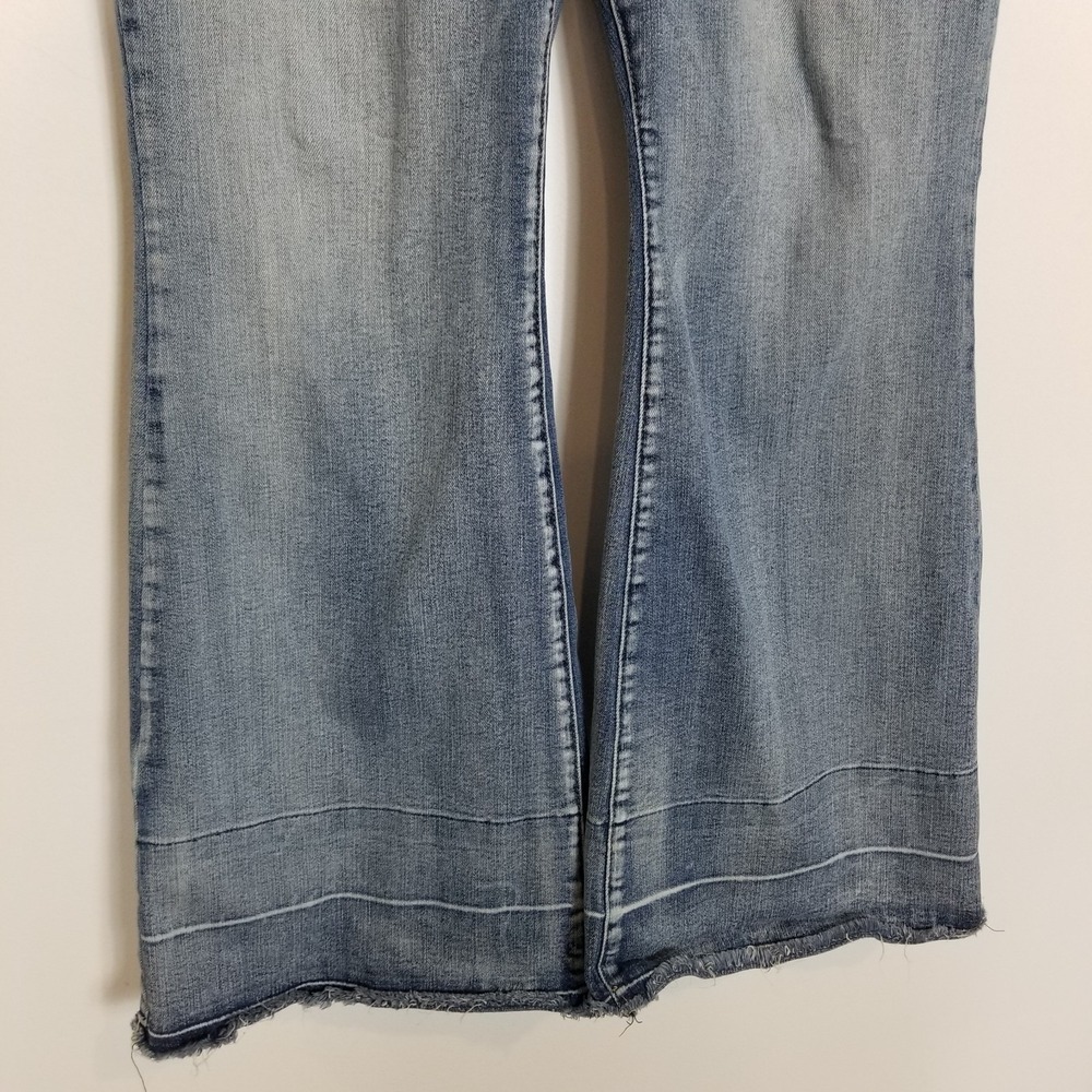 Judy‎ Blue Women Flare Jeans Sz 20W Blue Mid Rise Denim City Boot Cut Stretchy - Picture 3 of 8